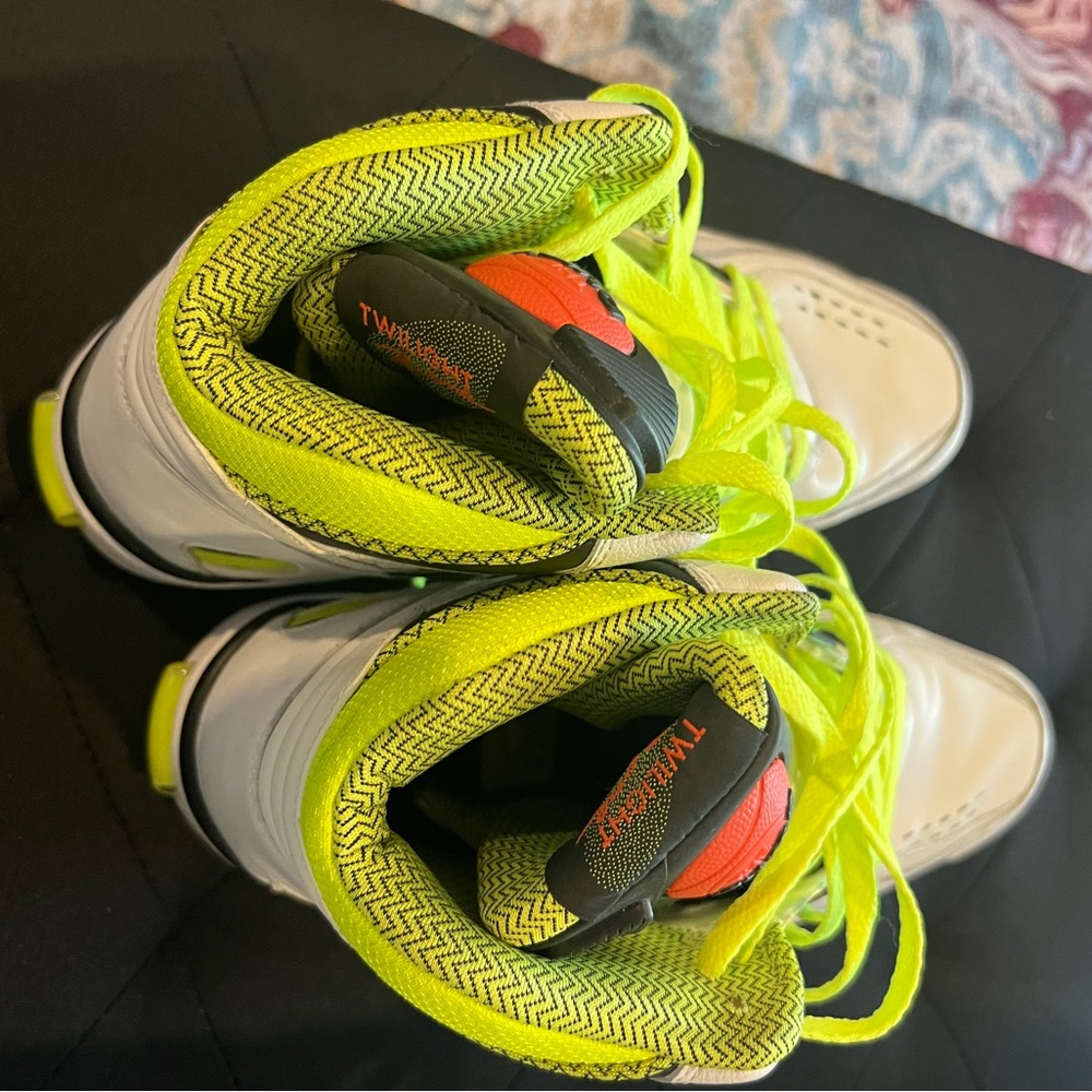 Reebok Pump Twighlight Zone OG vintage White and Neon size 12 GREAT condition - Picture 3 of 5